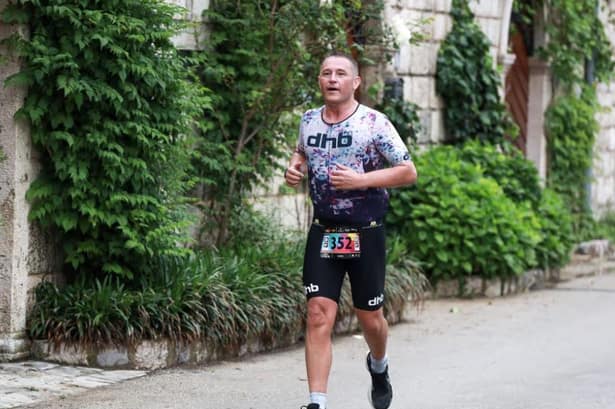 Scot to run over 150 miles in blistering heat across Sahara Desert in memory of mum